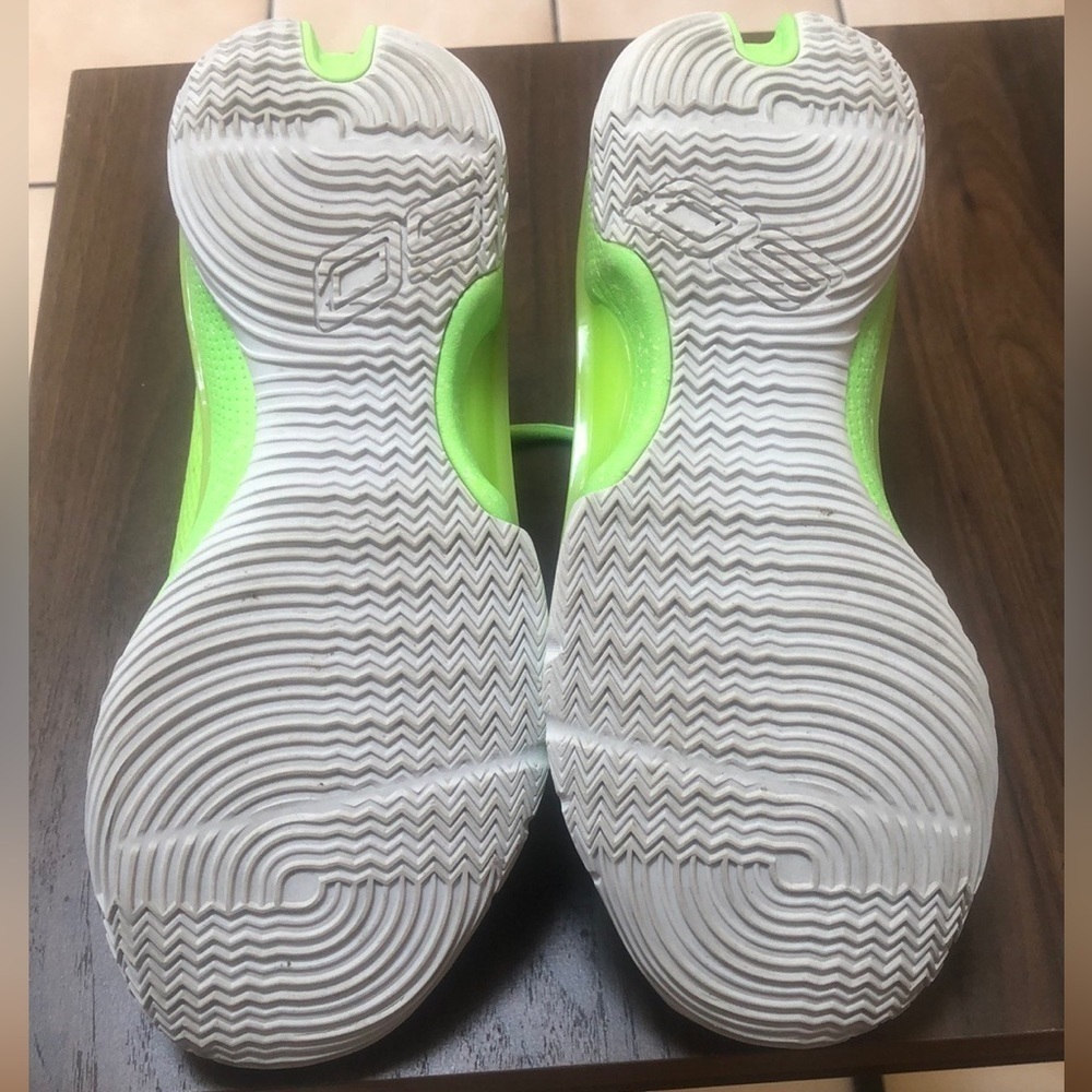 Under Armour x Stephen Curry 7 Sour Patch Kids Youth Lime Green Basketball Shoes - Picture 14 of 16
